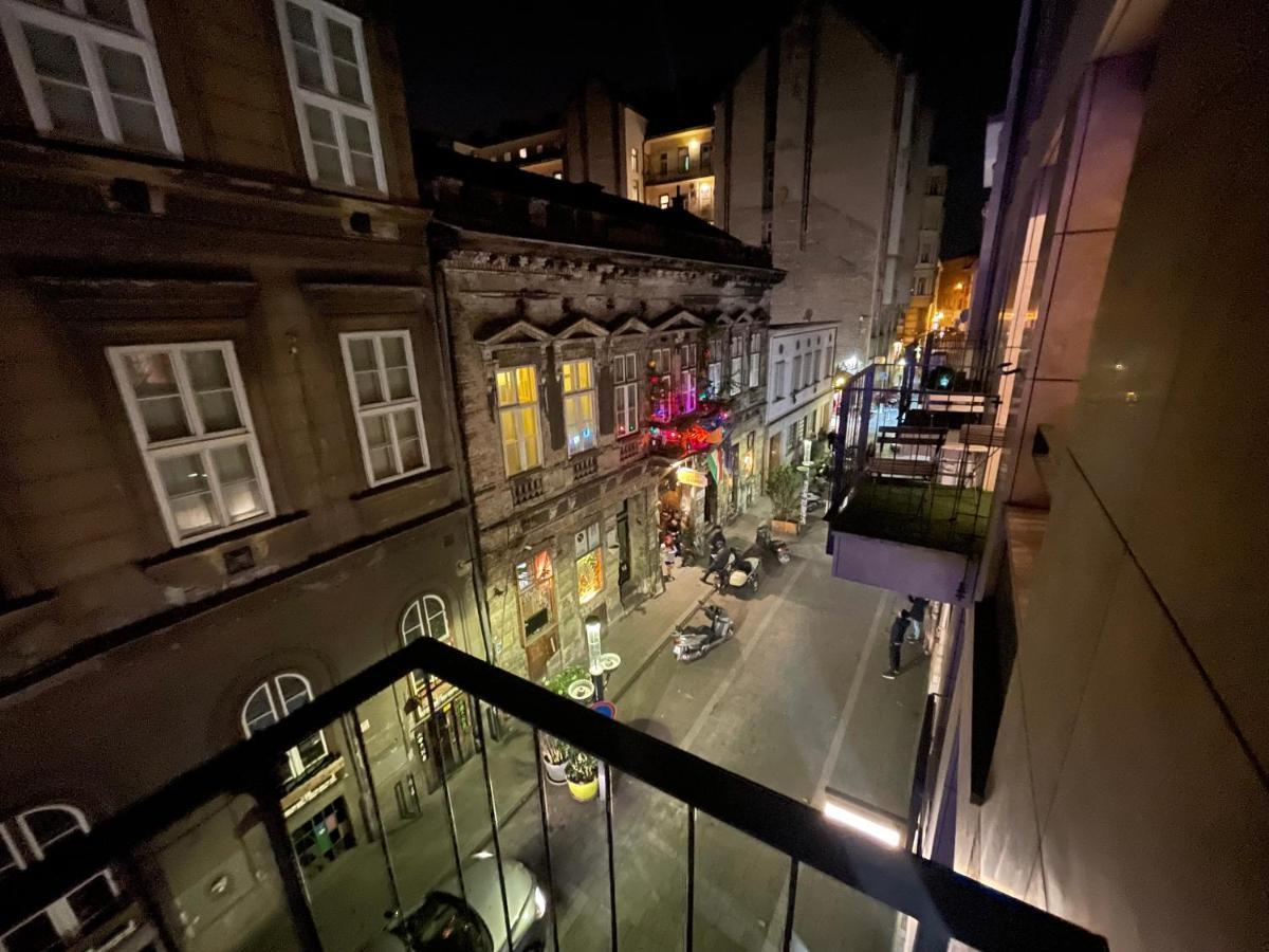 Artemisia Luxury Apartments Balcony Budapeste Exterior foto
