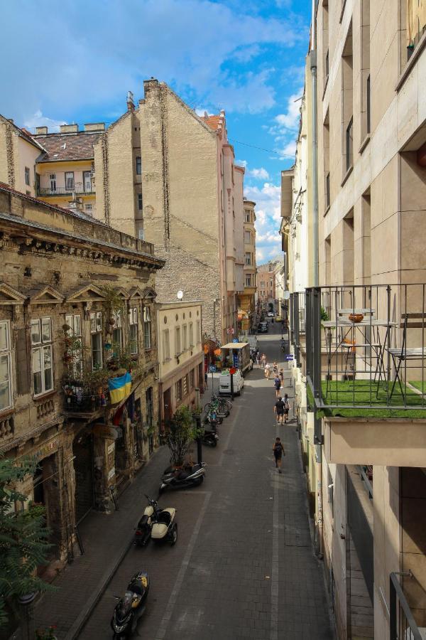 Artemisia Luxury Apartments Balcony Budapeste Exterior foto